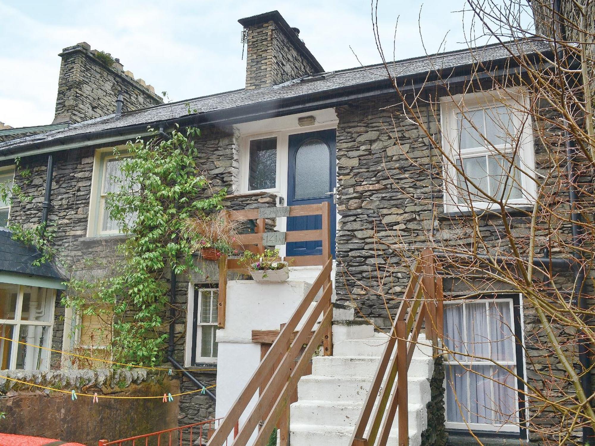 Deja Vu Villa Bowness-on-Windermere Bagian luar foto